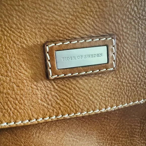 TIGER OF SWEDEN “MEYA” Leather Bag - Picture 6 of 8